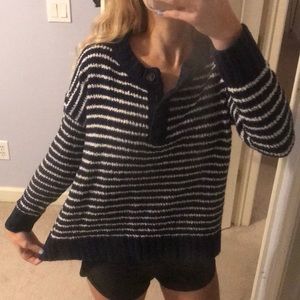 American eagle sweater